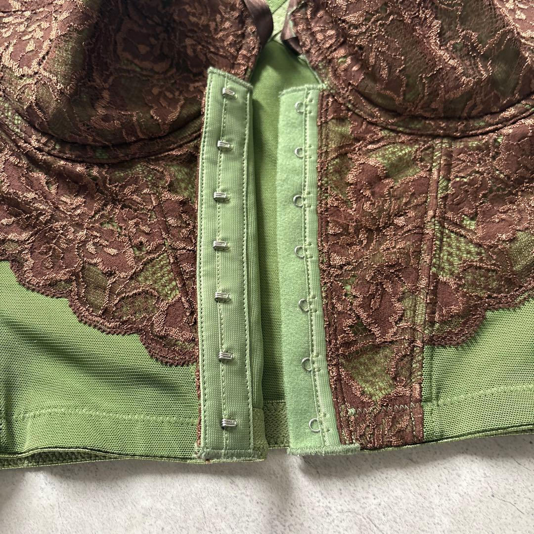 グランドイーワンズ ニッパービスチェ 80D - メルカリ