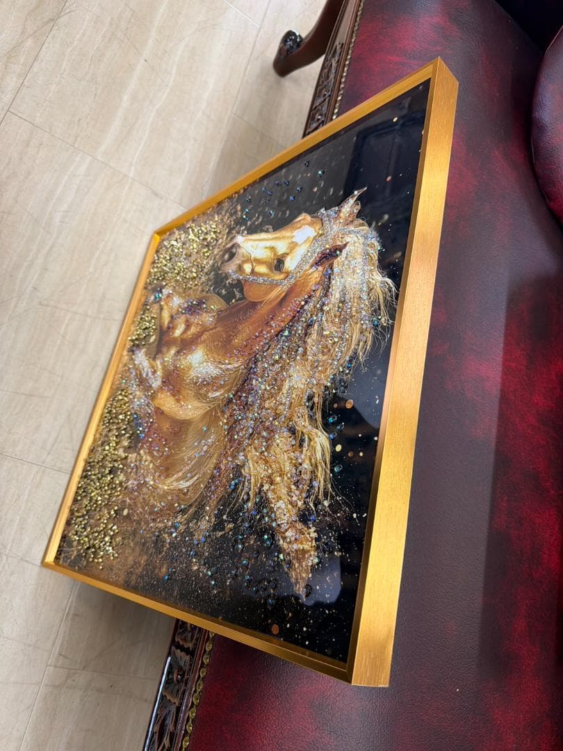 アートパネル　馬　ゴールド　水晶絵　キラキラ　金運　絵　額縁　壁掛け　アート
