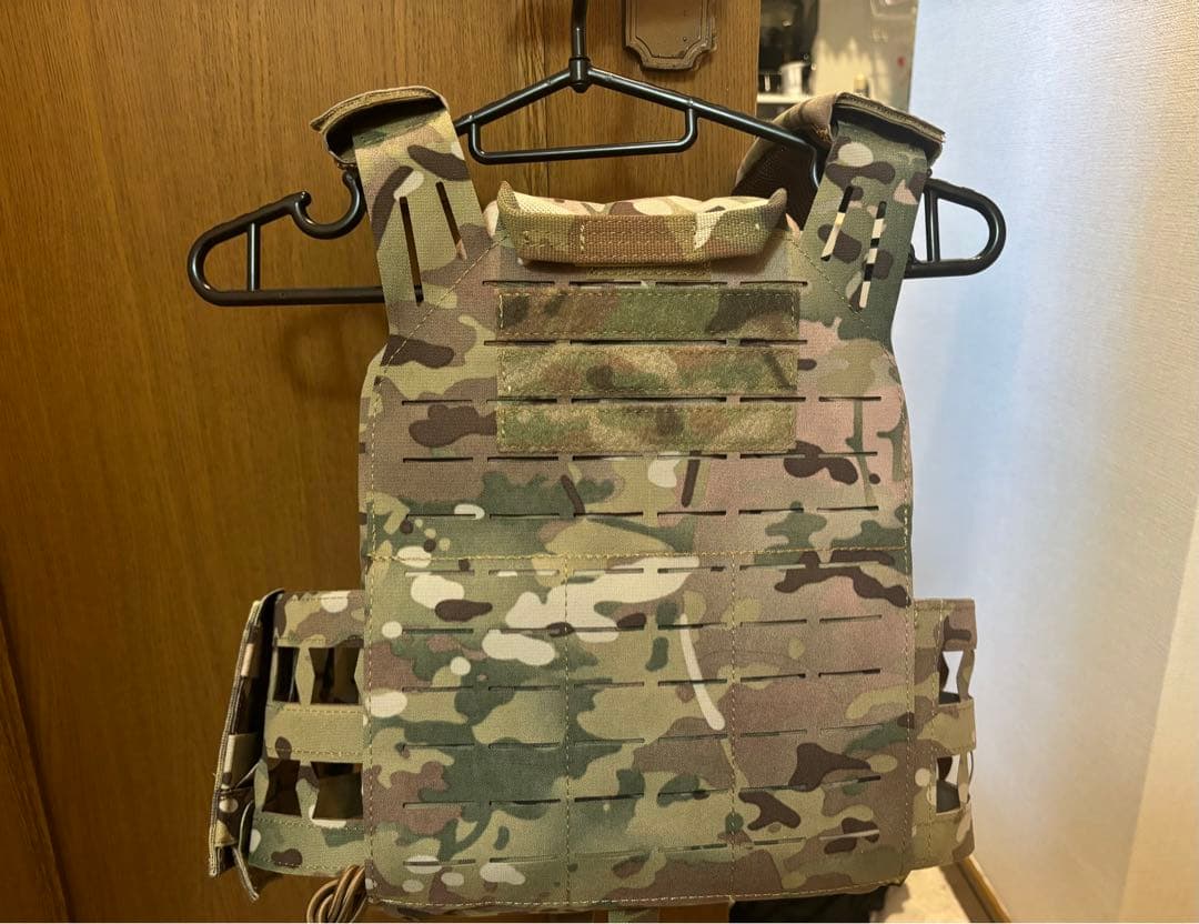 Cork Gear LBTタイプ 6094G3 プレートキャリア - メルカリ