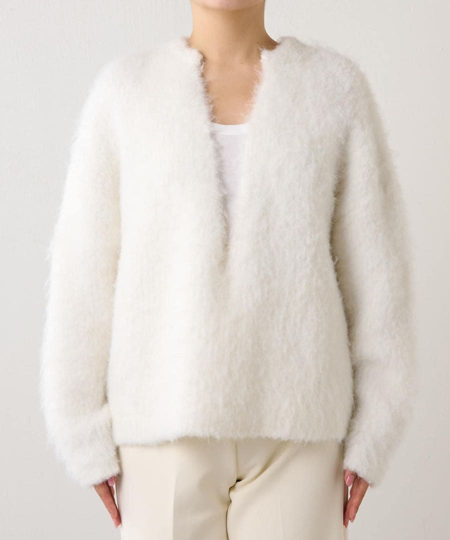 ウィムガゼット ニットVプルオーバー ホワイト 白 もこもこ 深め V