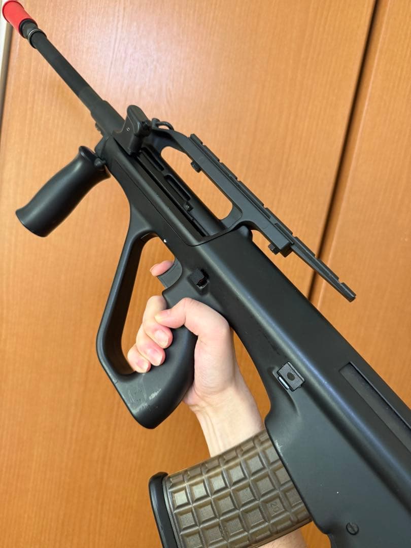 東京マルイ ステアーAUGスペシャルレシーバータイプ＋マガジン、330連マガジン