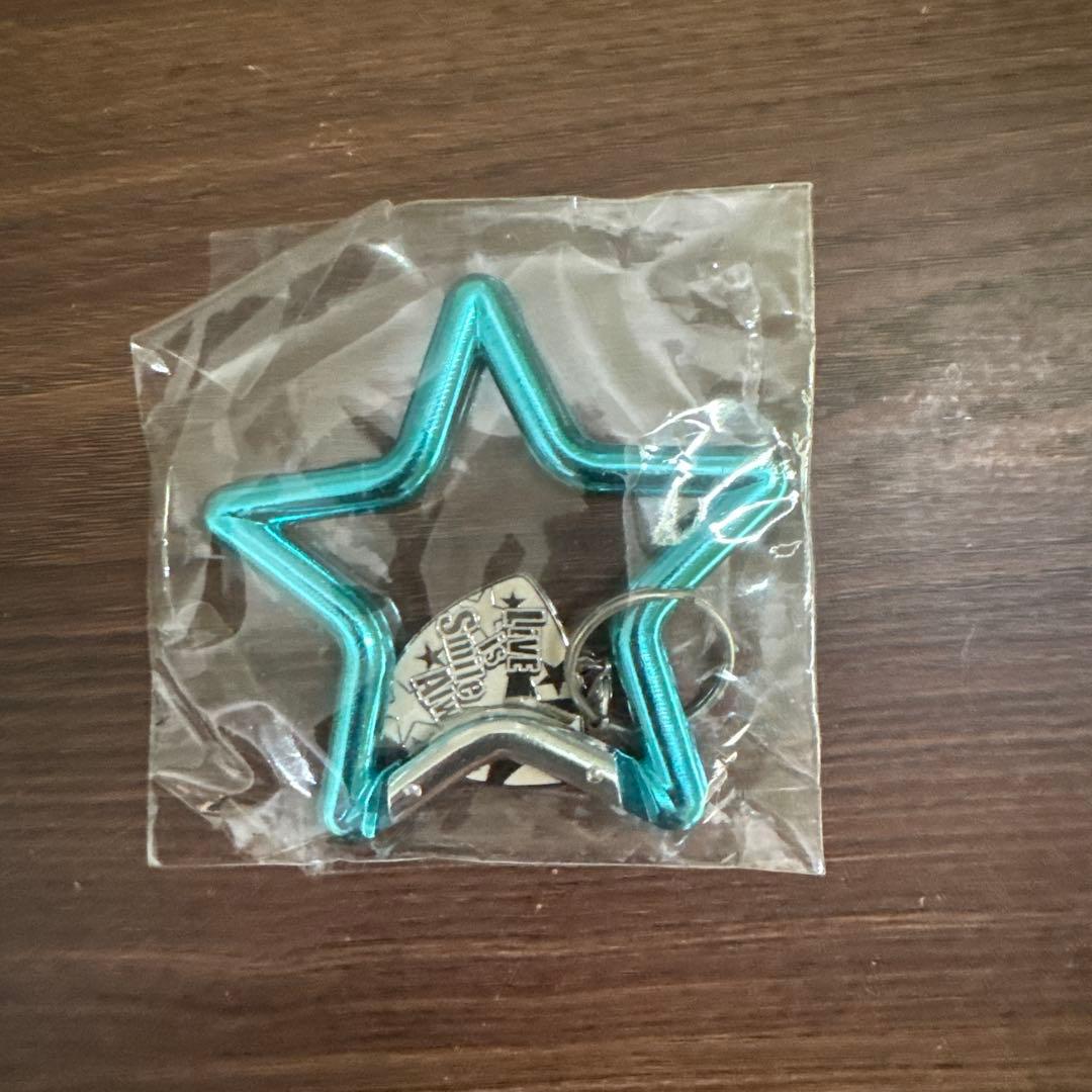 LiSA チャーム付き星型カラビナ ライブ限定 公式グッズ