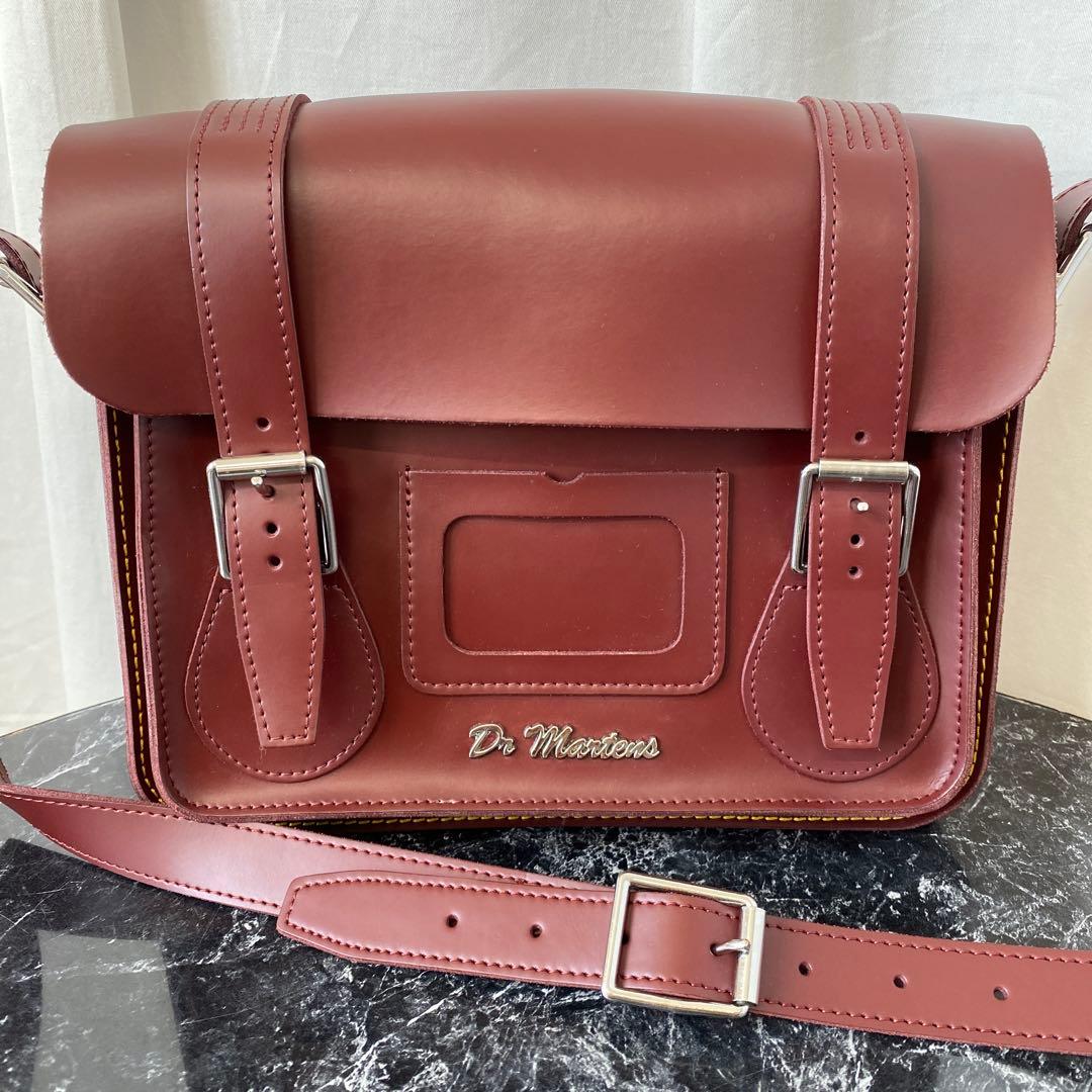 ドクターマーチン サッチェルバッグ ショルダーバック 11インチ ボルドー Dr Martens☆11