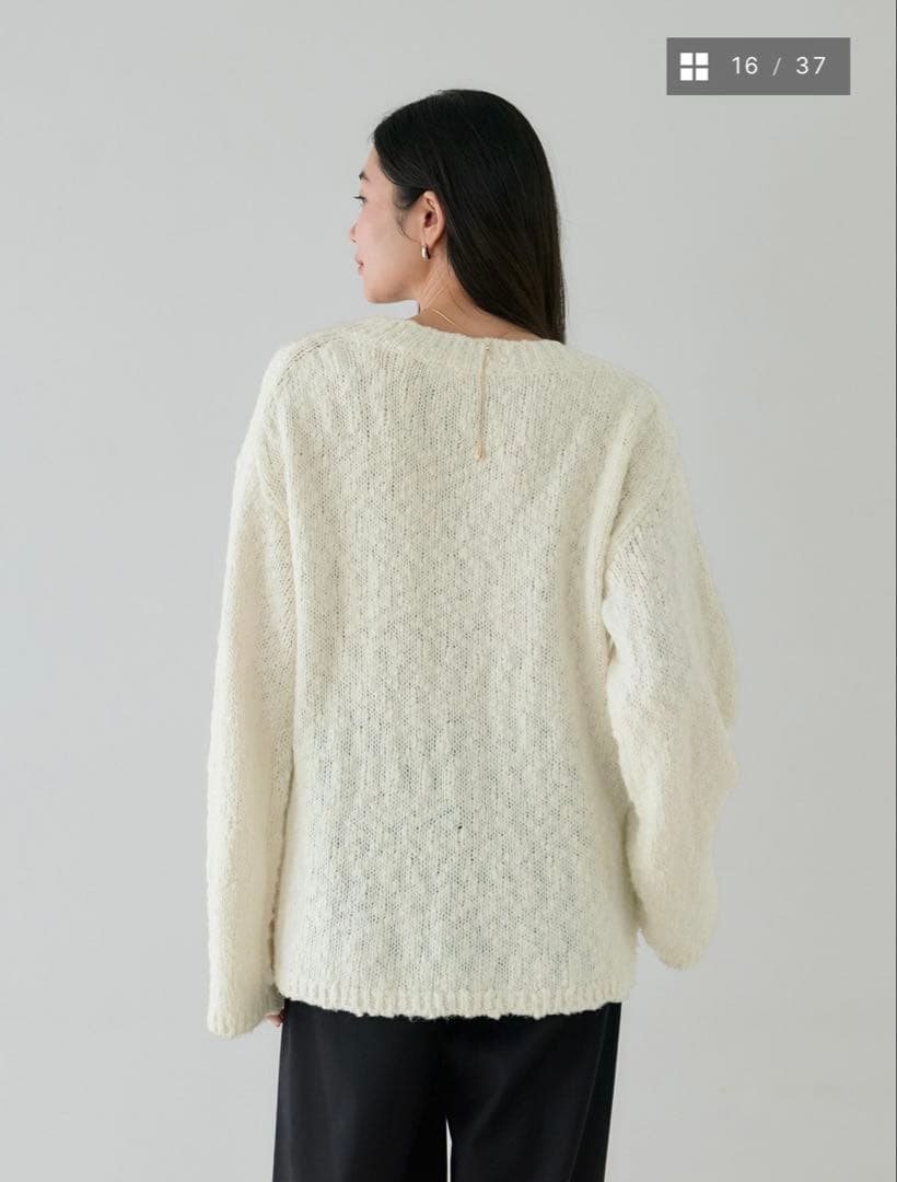 期間限定 値下げ中】 crewre 白ニット 春服 L - メルカリ