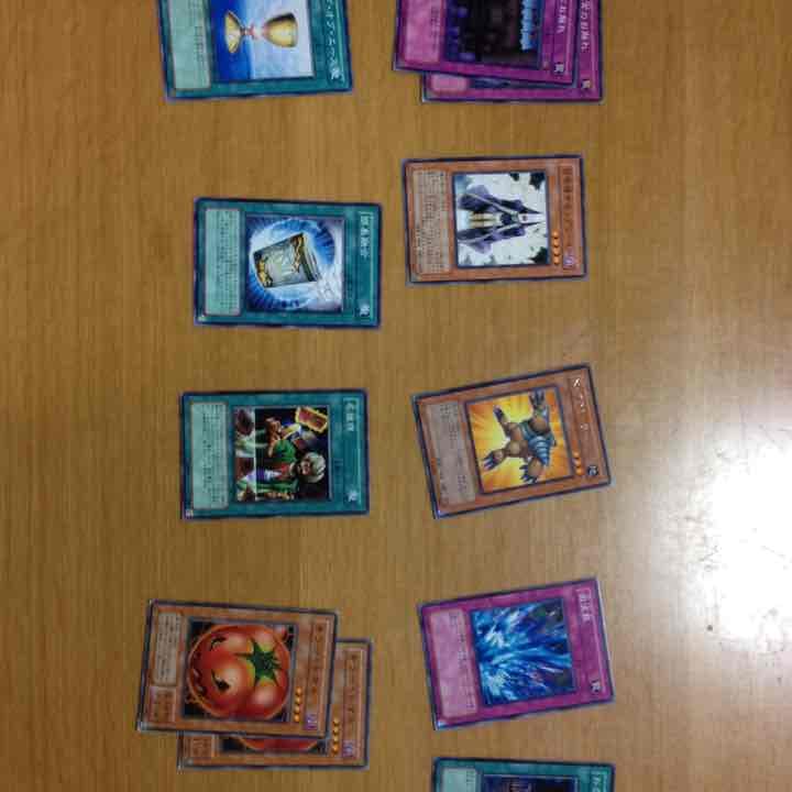 神の宣告 など遊戯王 凡用カード