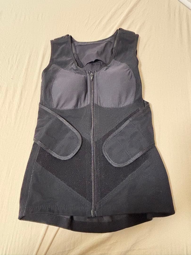 優越館 U-ETSU 補正下着 bestシェイパー 黒 ジッパー付き