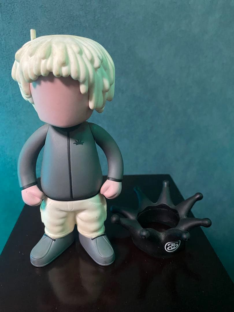 STUSSY フィギュア　BABY RAGAMUFFIN ステューシー