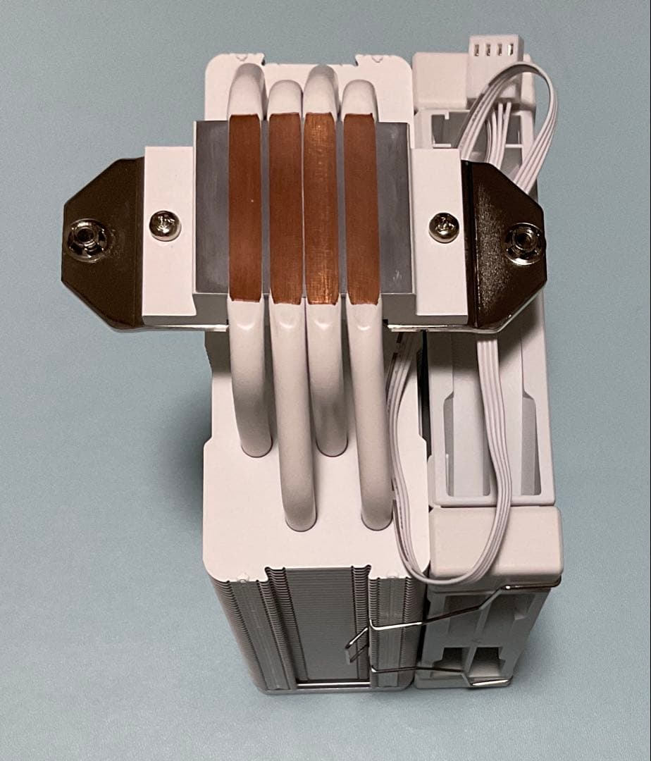 自作PC】オープンフレーム+CPUクーラー+ライザーケーブル 長尾製作所