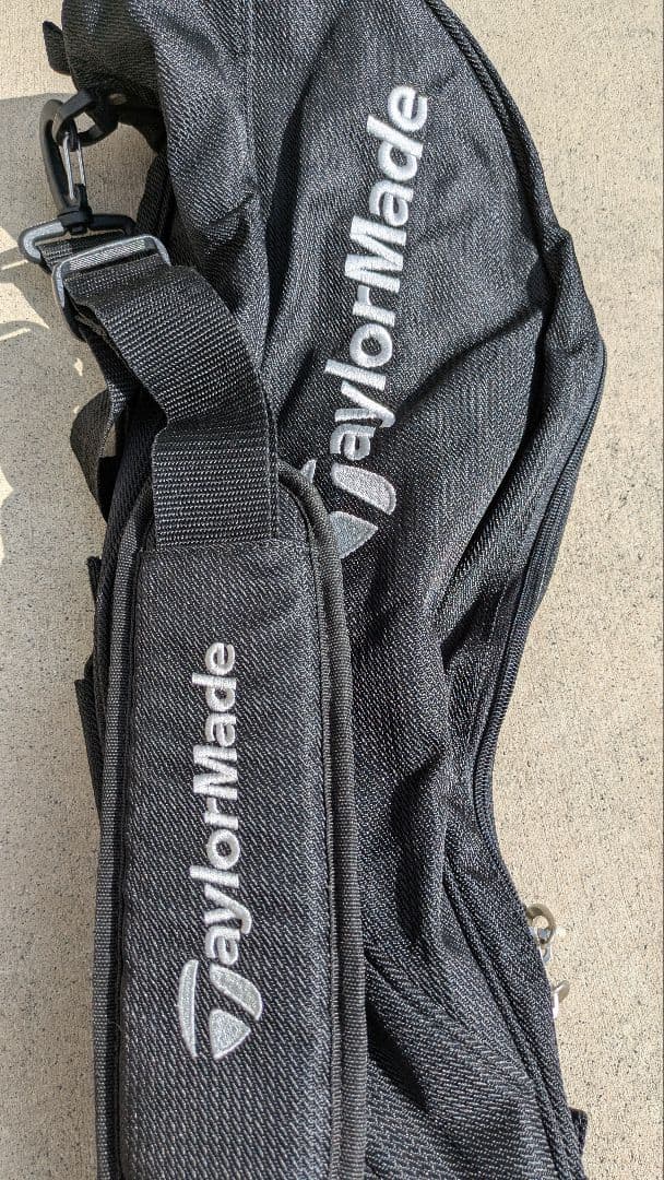TaylorMade ゴルフバッグ ブラック + 手袋サービス - メルカリ