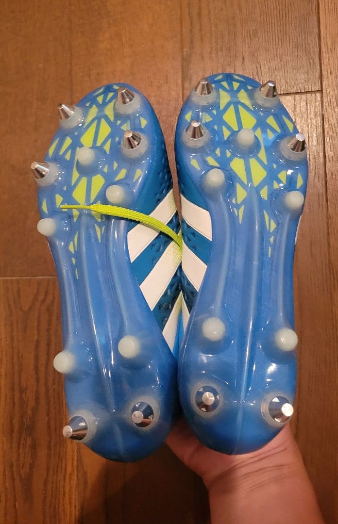 当時湘南ベルマーレ】山田直輝選手 着用スパイク 直筆サイン入り