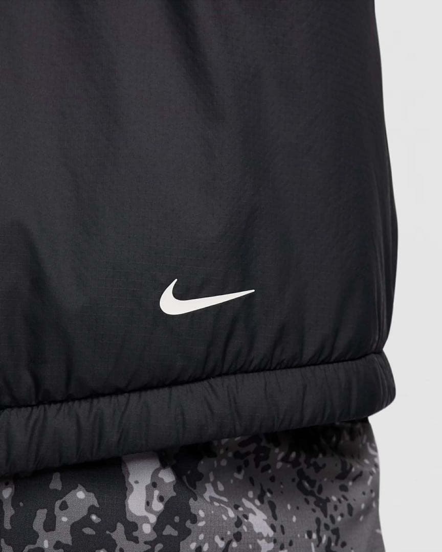 L ナイキ ランディビジョン エアロレイヤー ベスト FZ0002-010 - メルカリ