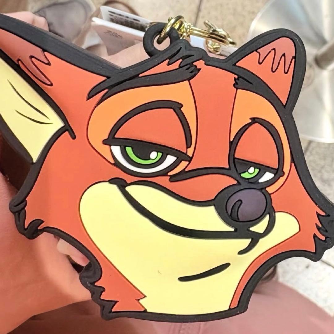 ニック キーホルダー ズートピア トーキング ボイス ディズニーストア