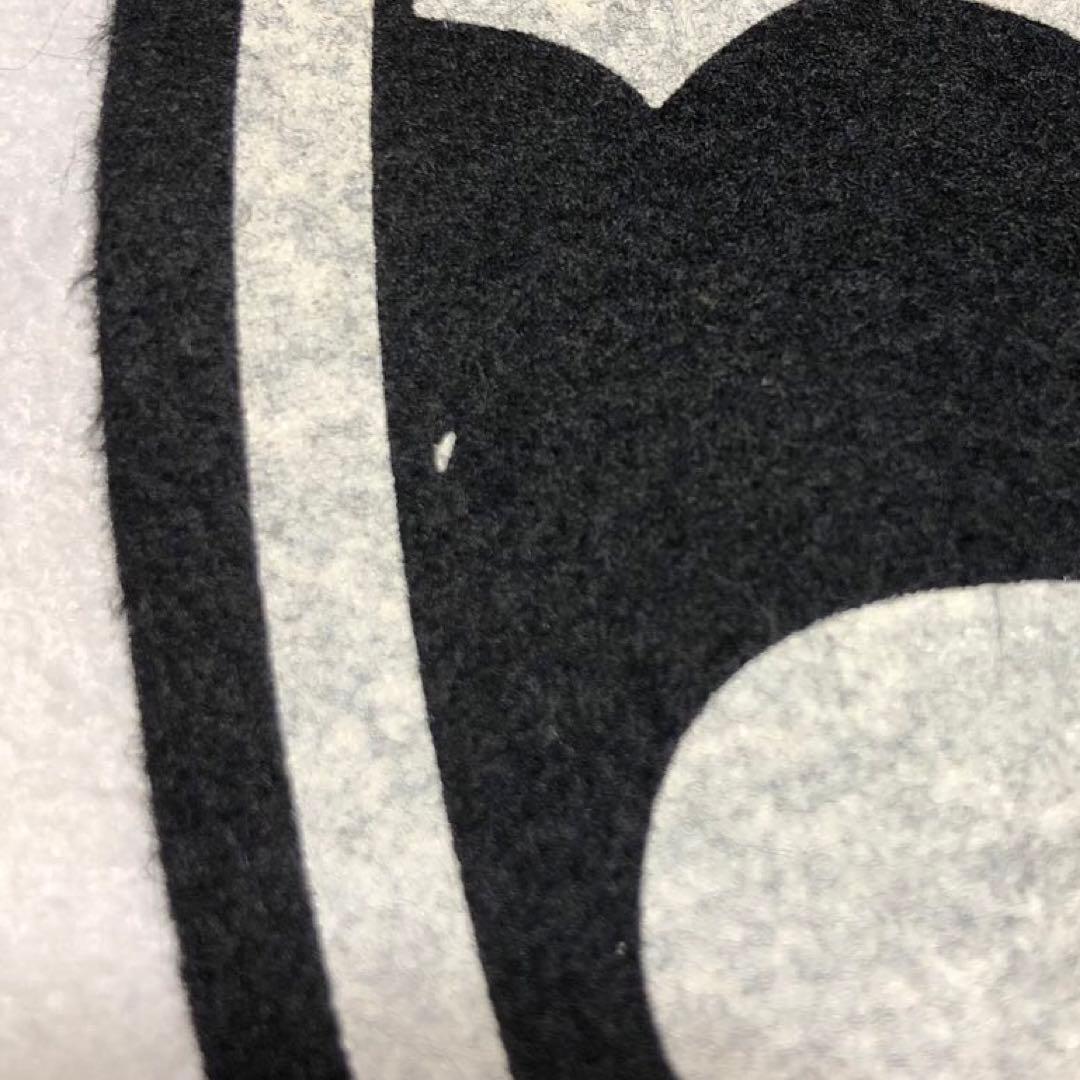 レア マンウィズ DJサンタモニカ スリップマット風ランチョンマット