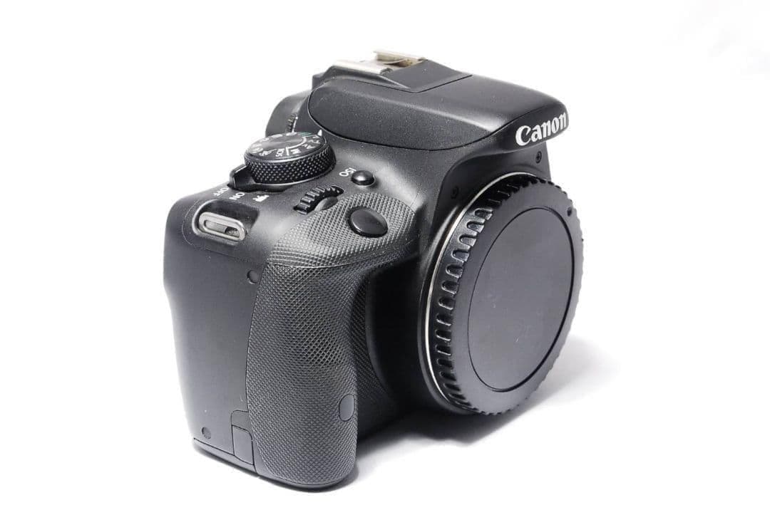 ⭐️シャッター数約5600回⭐️Canon Kiss X7一眼レフカメラ - メルカリ