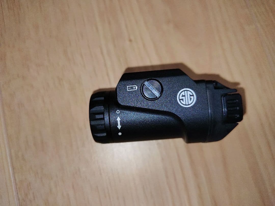 シグ SIG SAUER SOF12001 FOXTROT1X ライト 実物