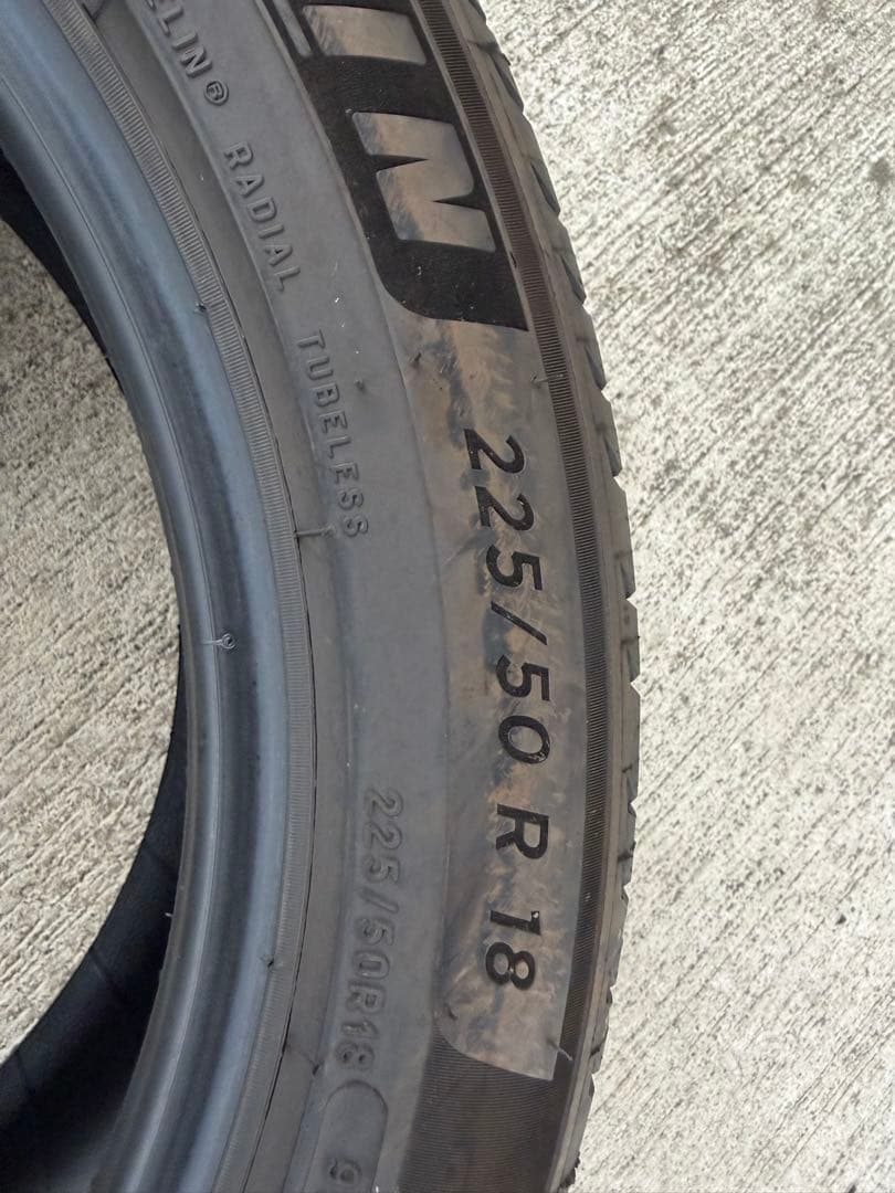 MICHELIN 225/50 R18 タイヤ 2本 - タイヤ・ホイール新しい