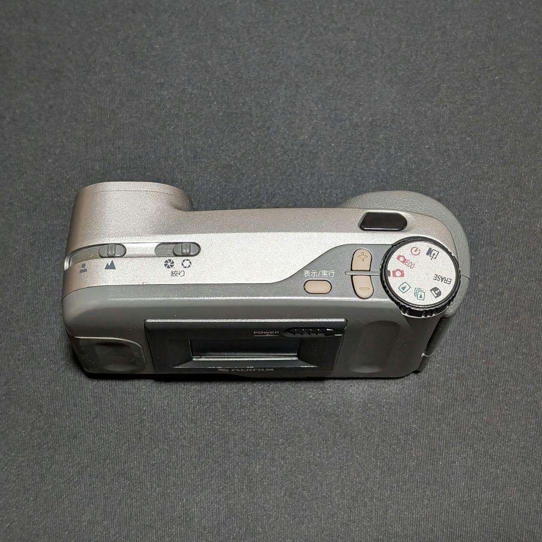 ジャンク品】Fujifilm CLIP-IT DS-7 デジタルカメラ - メルカリ