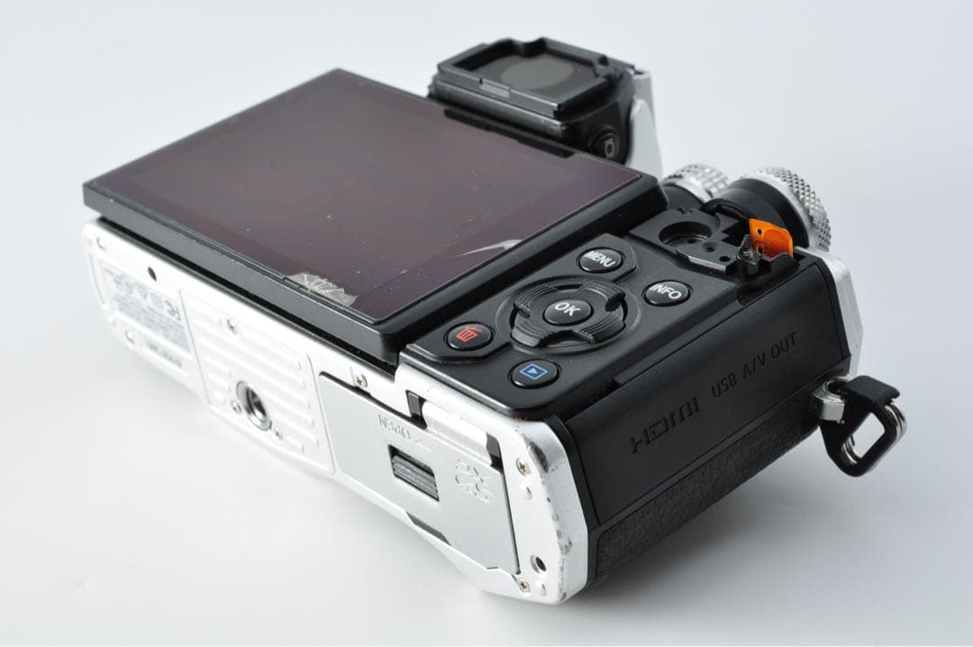 《 S数2210回！ 》OLYMPUS OM-D E-M10 II ボディ