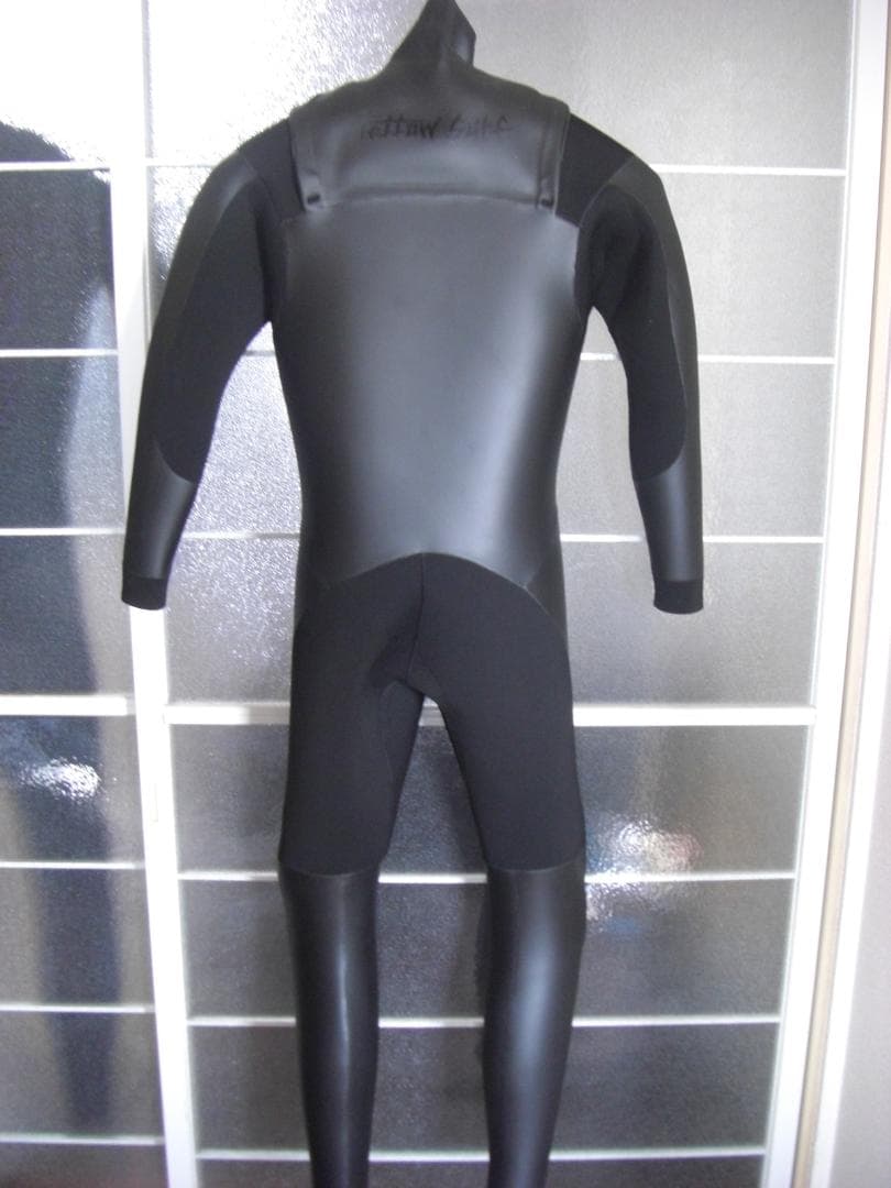 使用回数1R半 チェストジップセミドライ(2025モデル)