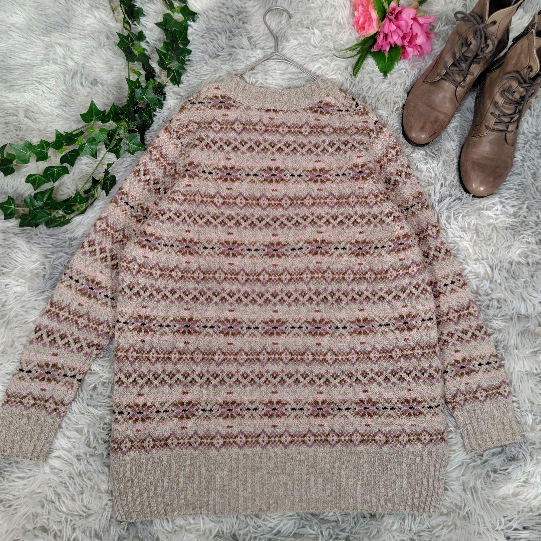 23区【未使用級】ニットセーター ノルディック柄(44)Vネック 大きい