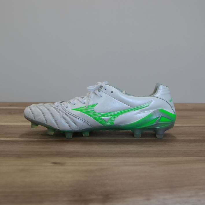 【数回使用】ミズノ　モナルシーダネオ３　エリート　28.0cm