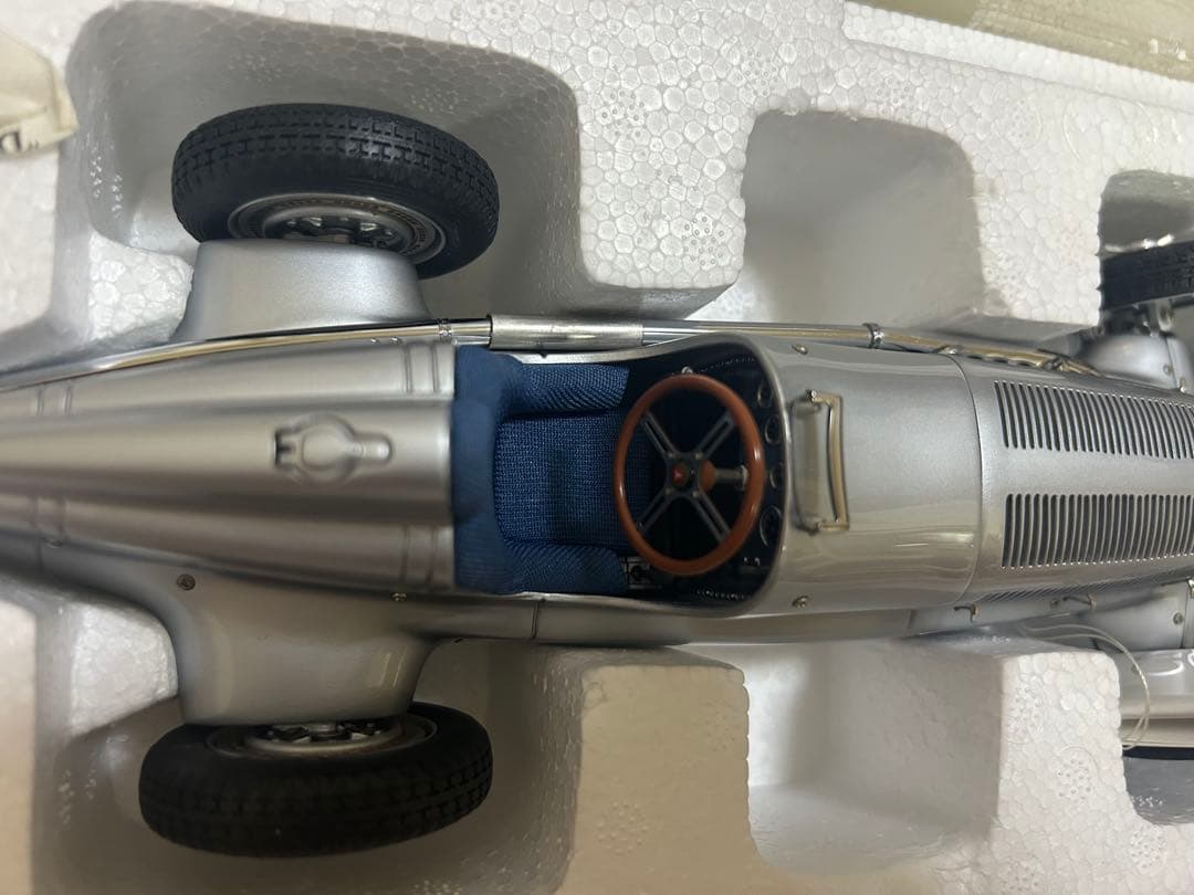 1/18 CMC メルセデス・ベンツ W25 1934年 未展示品