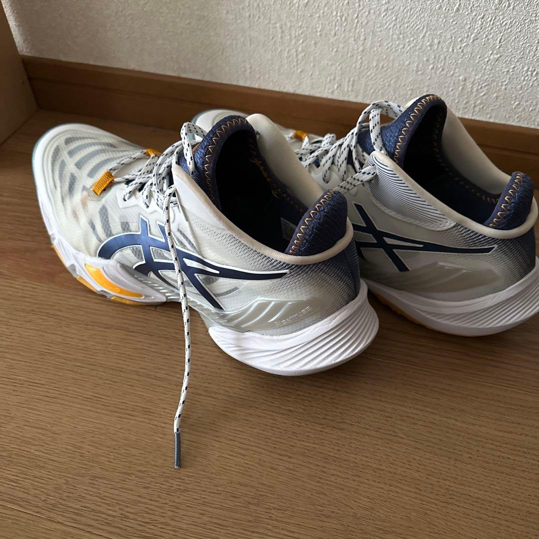 メタライズ アシックス バレーシューズ 全日本西田選手着用モデル 27