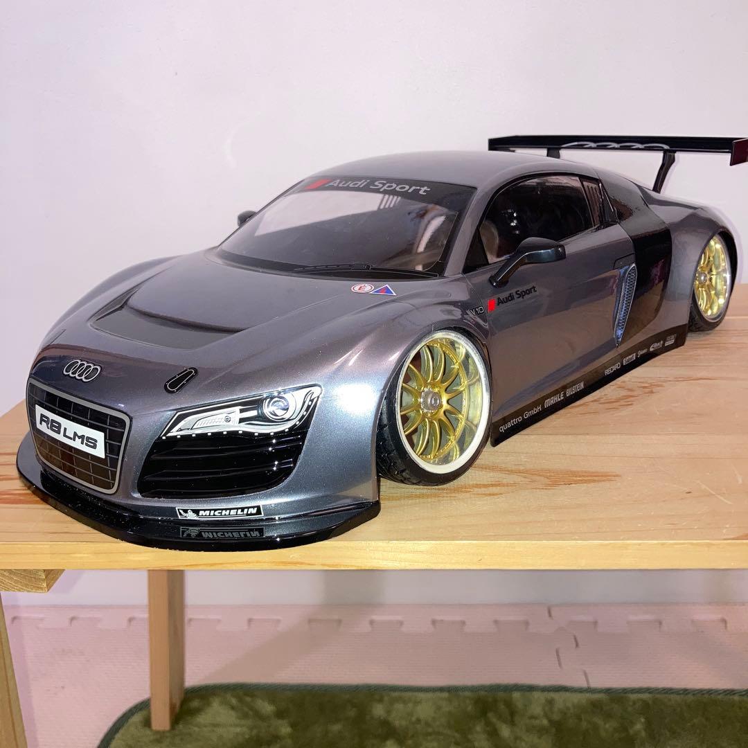タミヤ　アウディR8 LMS2008 ボディ