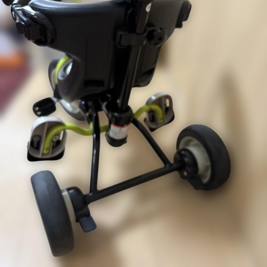 中古】 TOWN 三輪車 ブラック・グリーン　ides compo