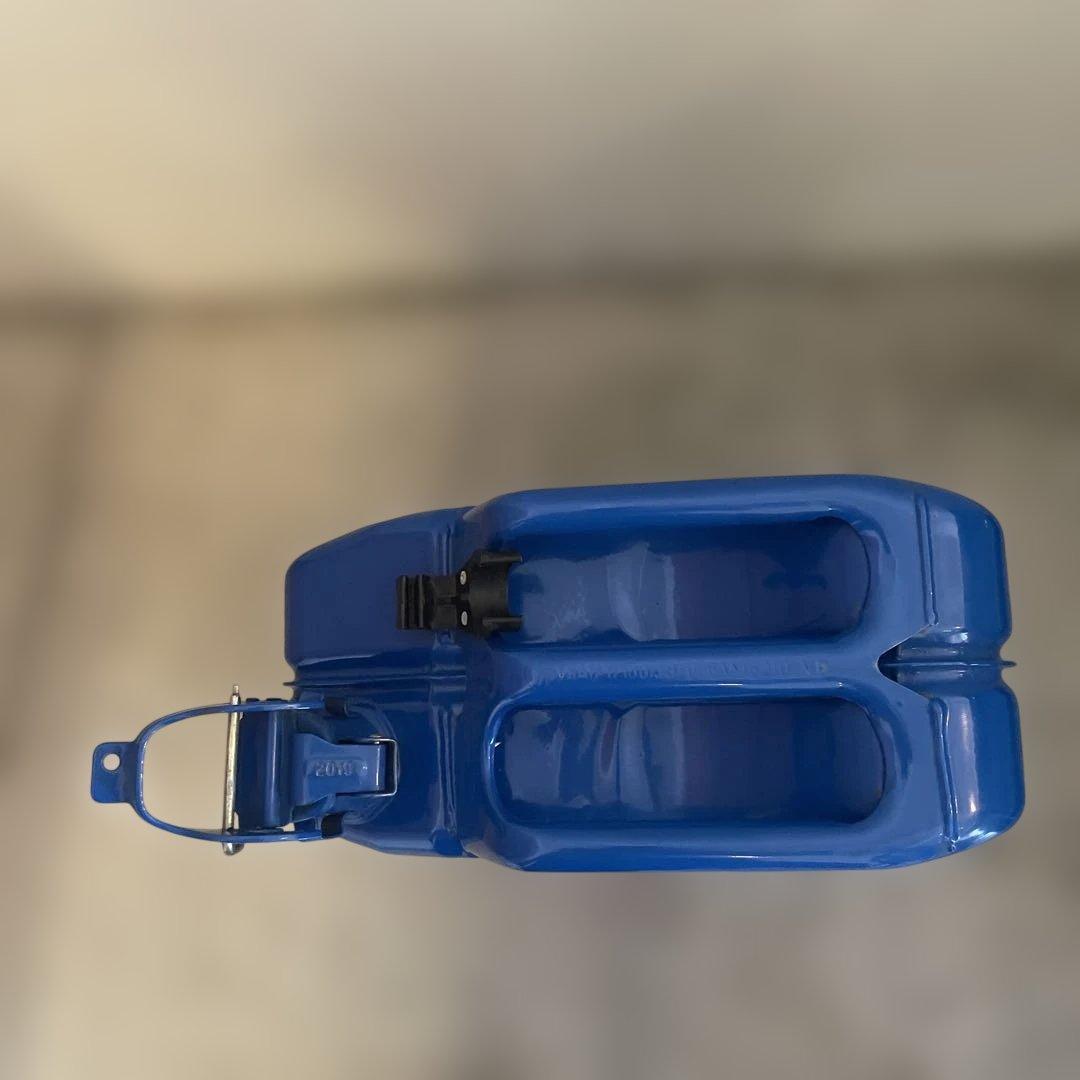 Wavian Jerry Can ガソリン携行缶 灯油缶 20L ブルー - メルカリ