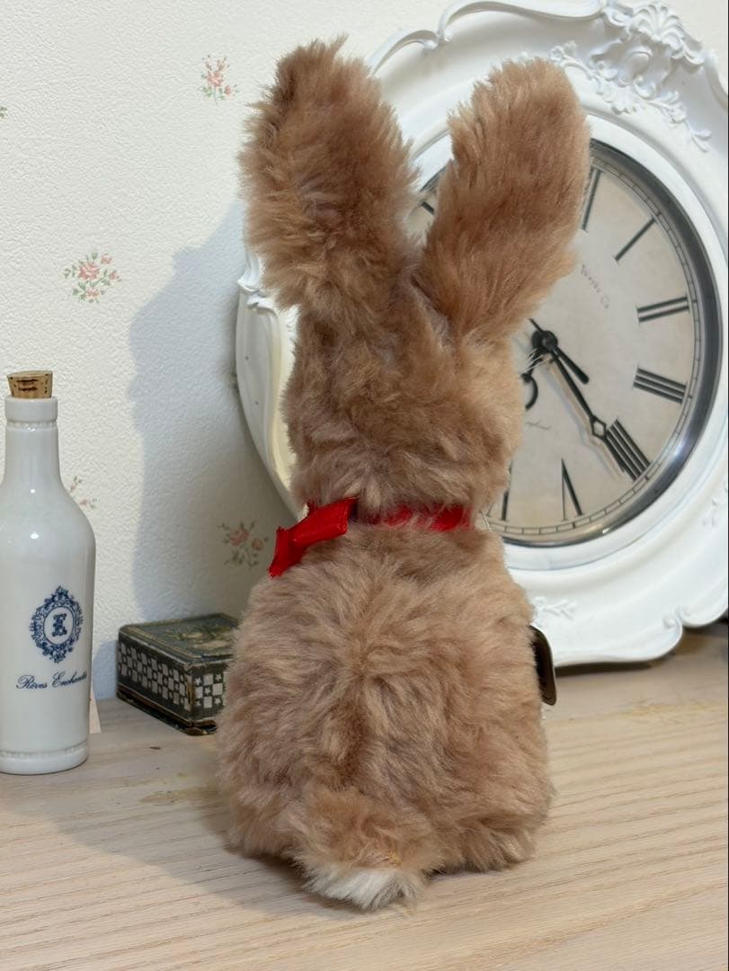ウィットニーさんより　稀少なサンプルのヴィンテージうさぎさん