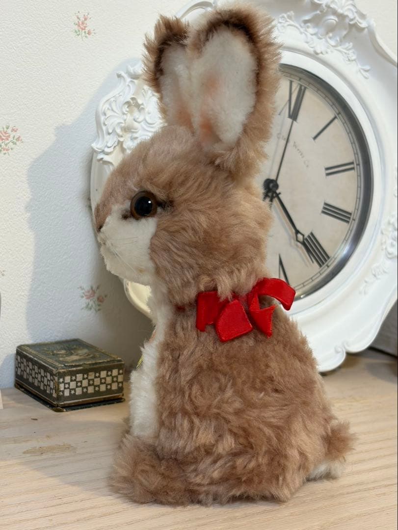 ウィットニーさんより　稀少なサンプルのヴィンテージうさぎさん
