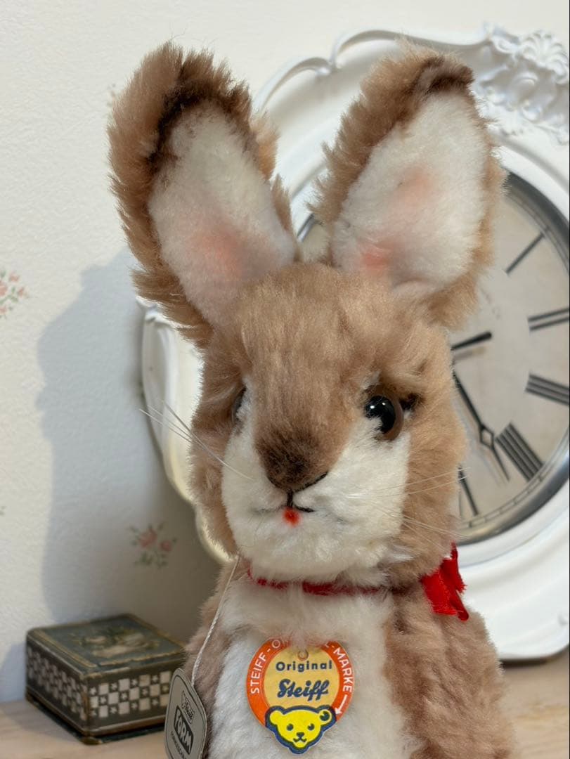 ウィットニーさんより　稀少なサンプルのヴィンテージうさぎさん