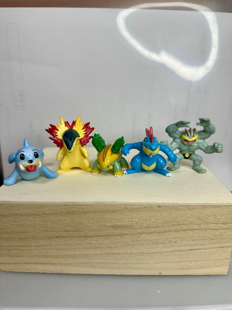 ポケモン モンコレ フィギュア