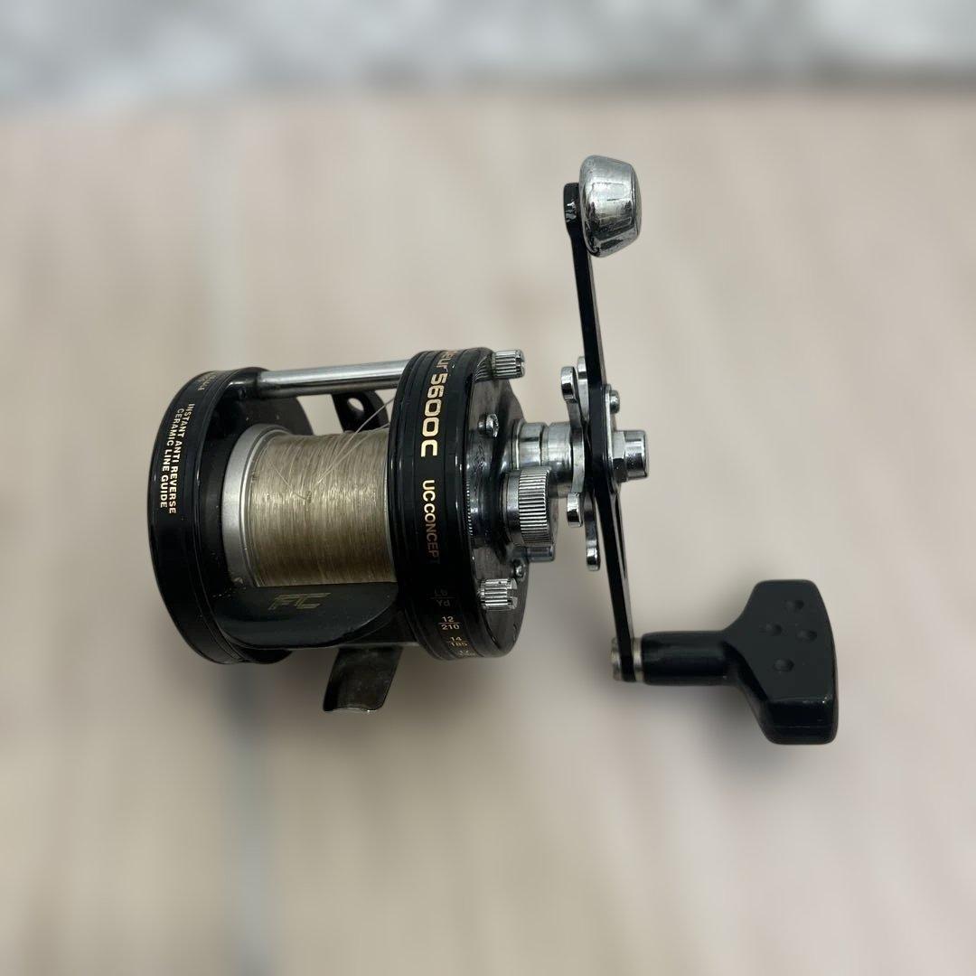 Abu Garcia ambassadeur 5600C ベイトリール - メルカリ
