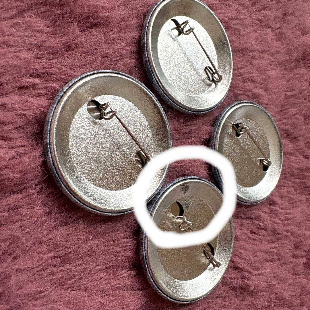 鬼滅の刃 冨岡義勇 缶バッジ ufotableカフェ 44mm