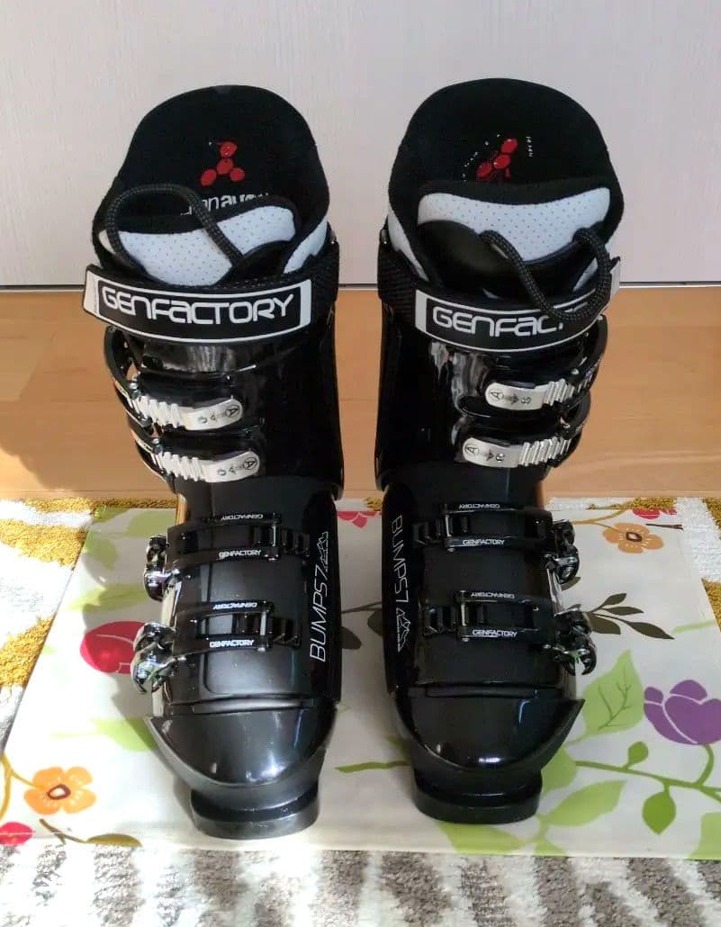 GEN BUMPS7 スキーブーツ　26.0cm