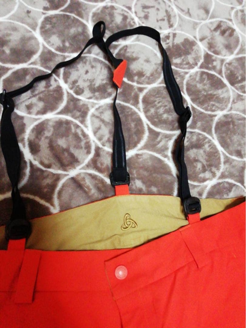 オレンジ スキーウェア サスペンダー付き スウェーデン製ハードシェル