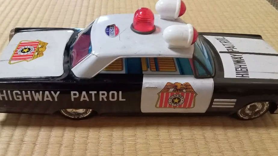 イチコー ハイウェイパトロールカー ビュイック ワイルドキャット 箱付き ブリキ