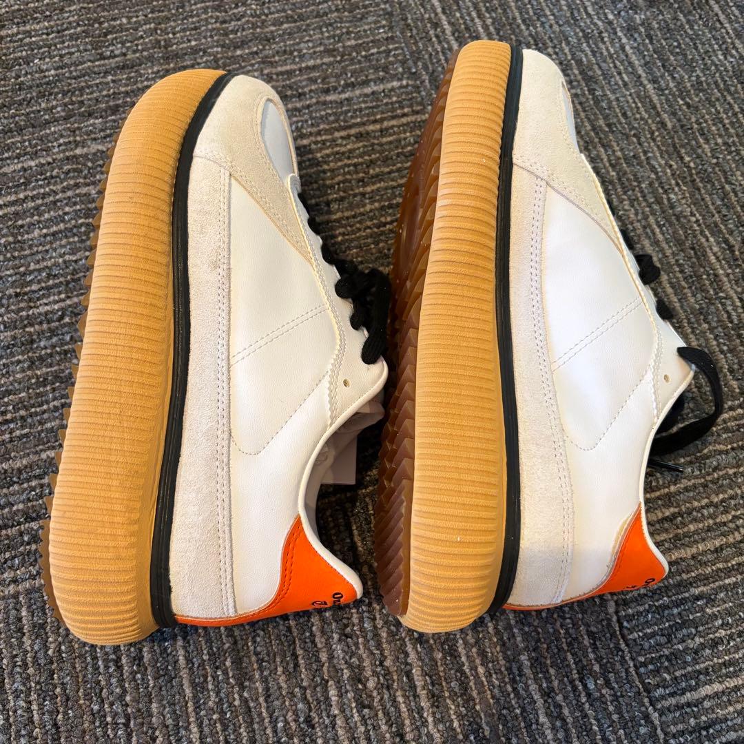 オニツカタイガー　デレシティ　25.0cm オレンジ