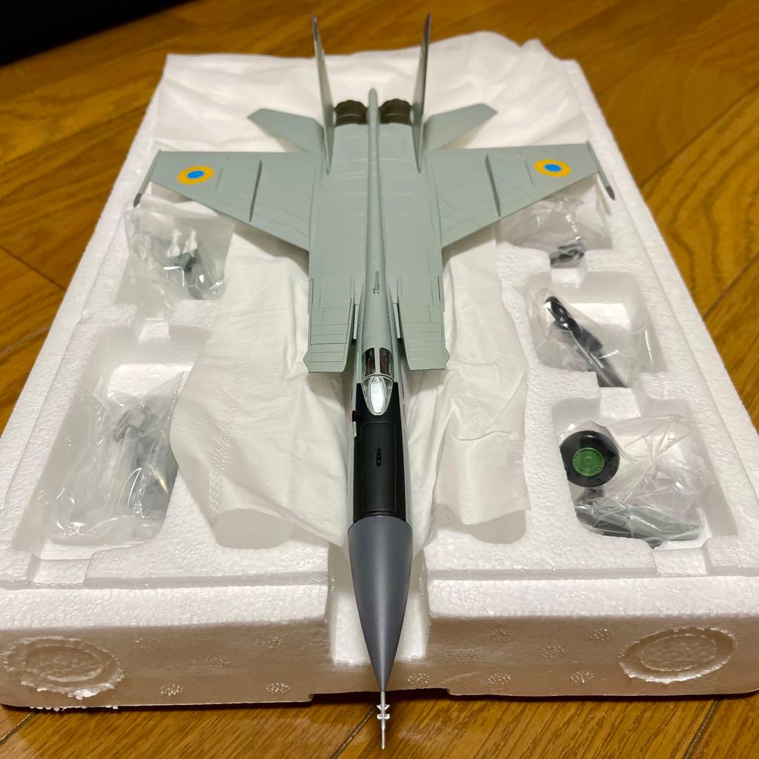 未使用品】HOBBYMASTER MIG-25 FOXBAT HA5609 - メルカリ