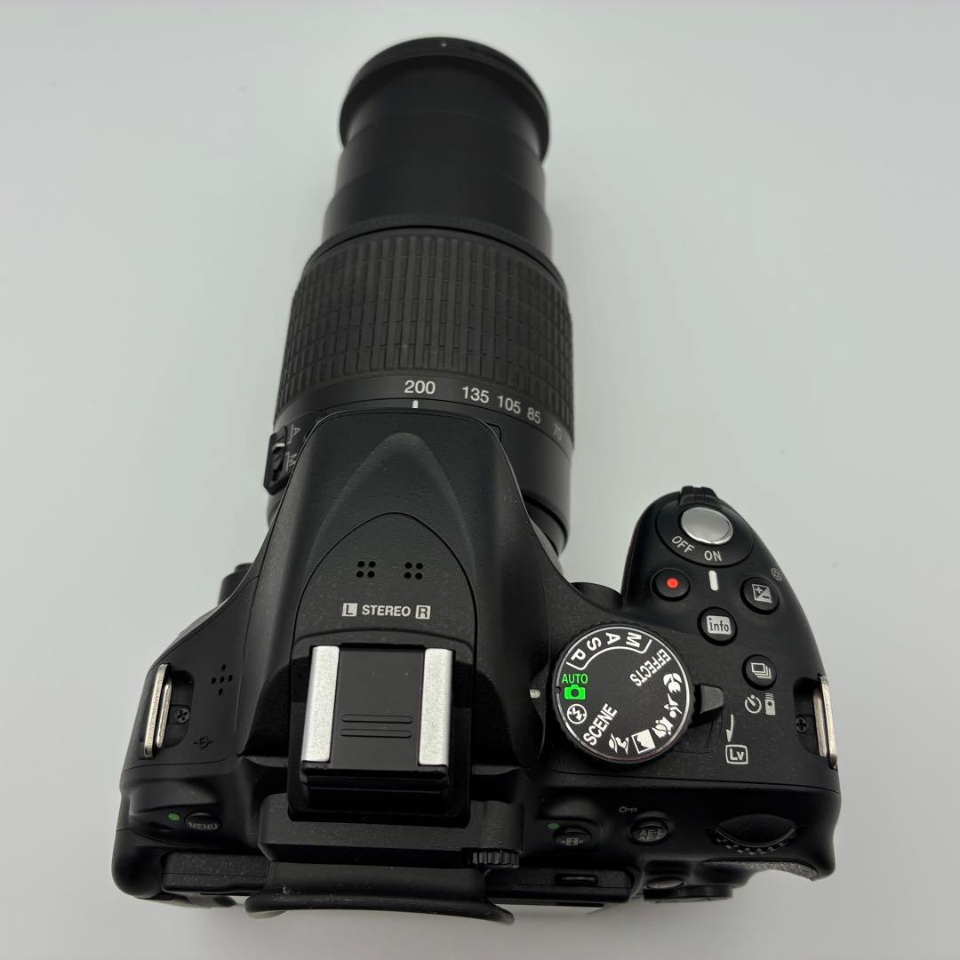 2410万画素 Nikon D5200 ダブルレンズ 自撮り 軽量 バリアングル