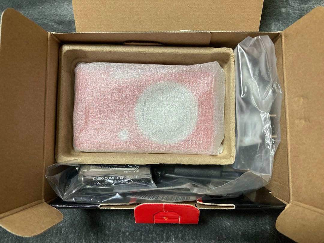 超美品 CASIO HS EXILIM EX-ZR62 レッド 元箱全付属品付 - メルカリ