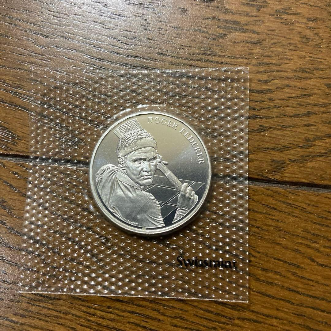 ロジャーフェデラー　記念 RF Collection」第2弾の「RF Classics Collection by Wilson」を発売