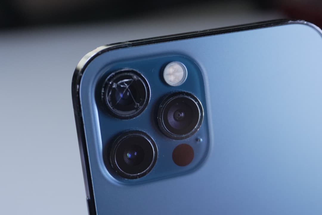 iPhone 12 Pro 512GB ブルー ジャンク品 背面割れ・レンズひび