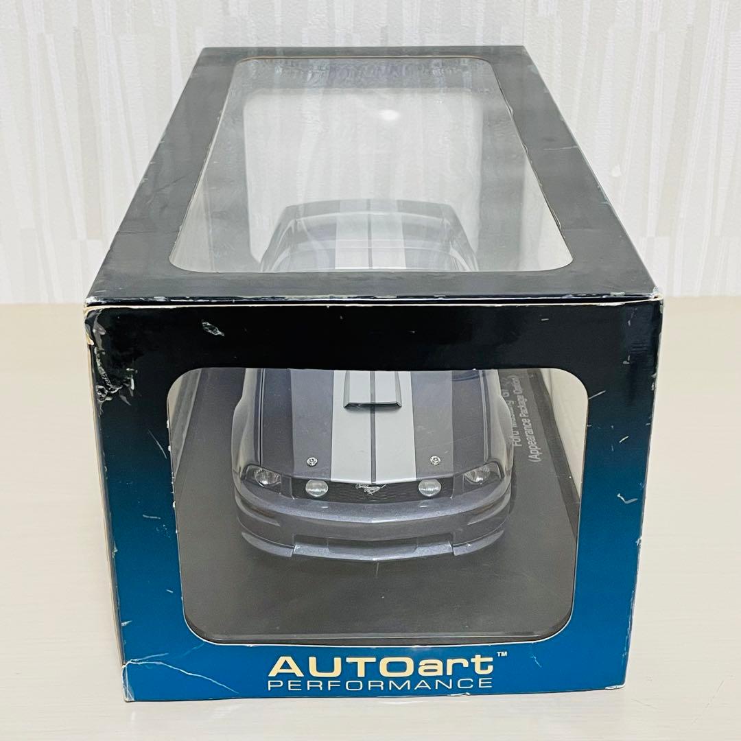 AUTOart 1/18 Ford Mustang GT 世界3000個限定