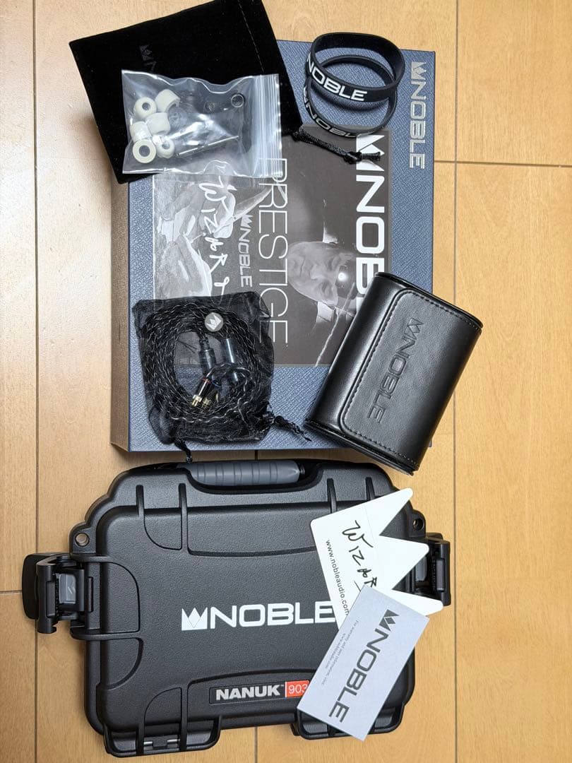 イヤホン Prestige \"SULTAN\" Universal Amboyna Burl