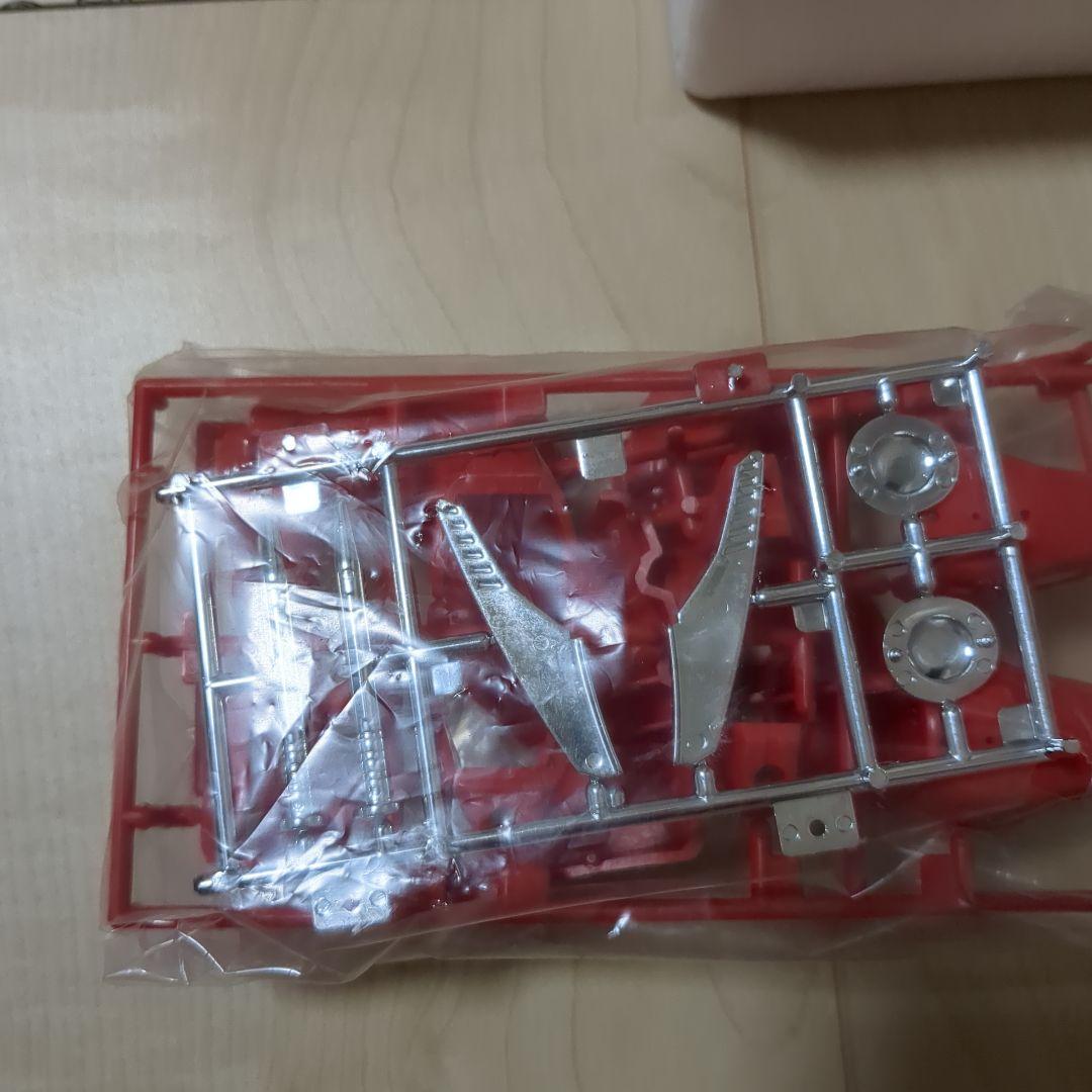 バンダイ　レッドバロン1/144スケール