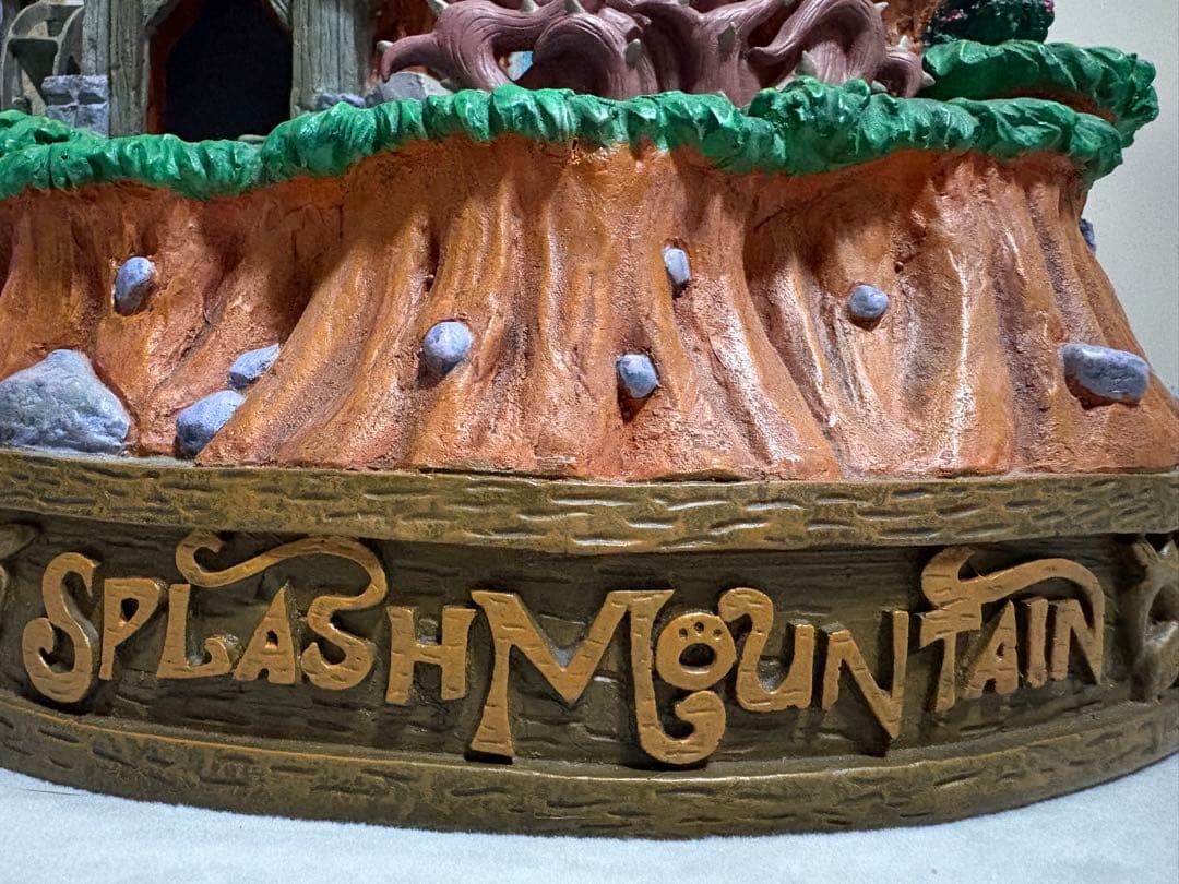 ね*ん様 スプラッシュマウンテンビッグフィギュア 入手困難 ウサギどんキツネどん