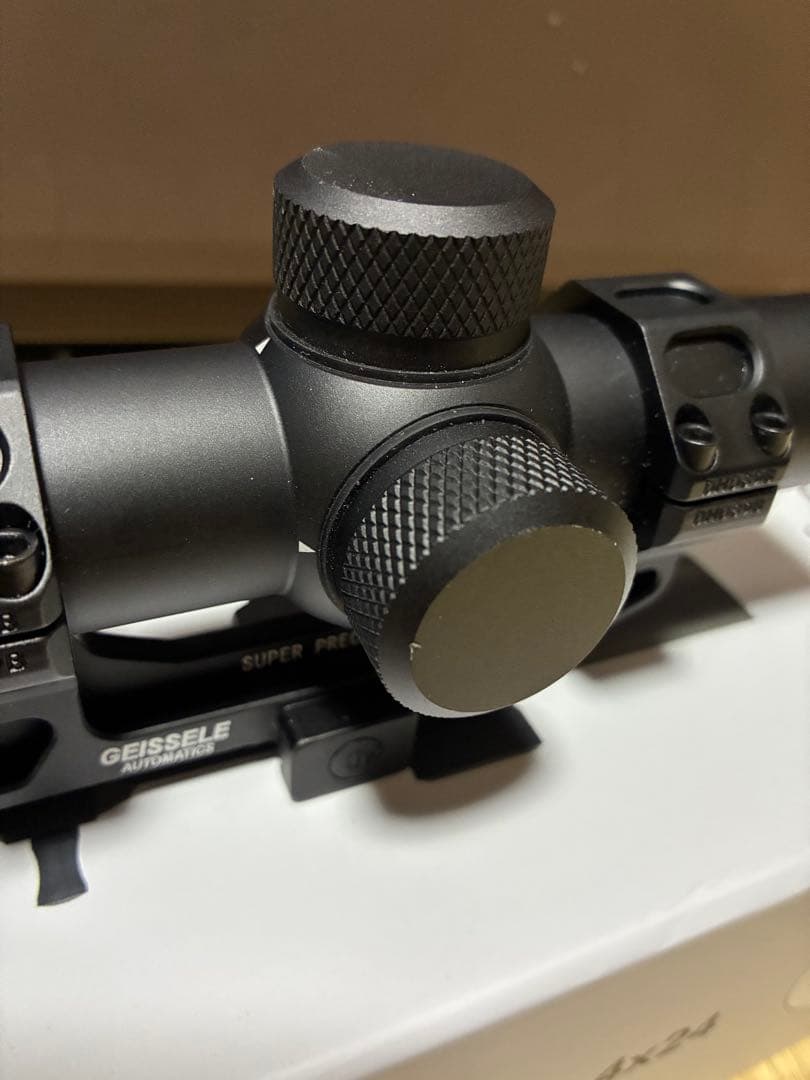 ベクターオプティクス　FORESTER JR. 1-4x24 ガイズリーマウント